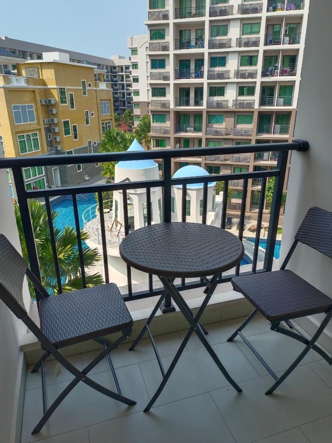 Arcadia Continental Pattaya Aparthotel Kültér fotó